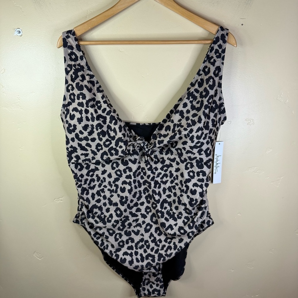 NWT Nicole Miller 2X One Piece Cheetah Print Sand Stone Color Swimsuit Travel